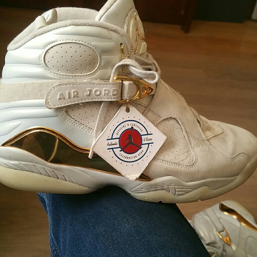 Jordan cigar and champagne